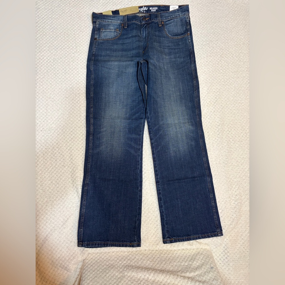Wrangler Dark Blue Straight Leg Men’s Jeans